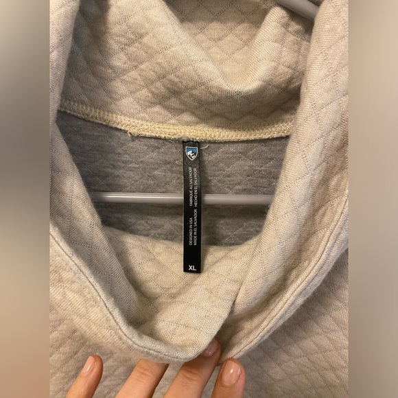 Kuhl oatmeal/tan cowl neck pull over. Size XL. - Picture 4 of 5